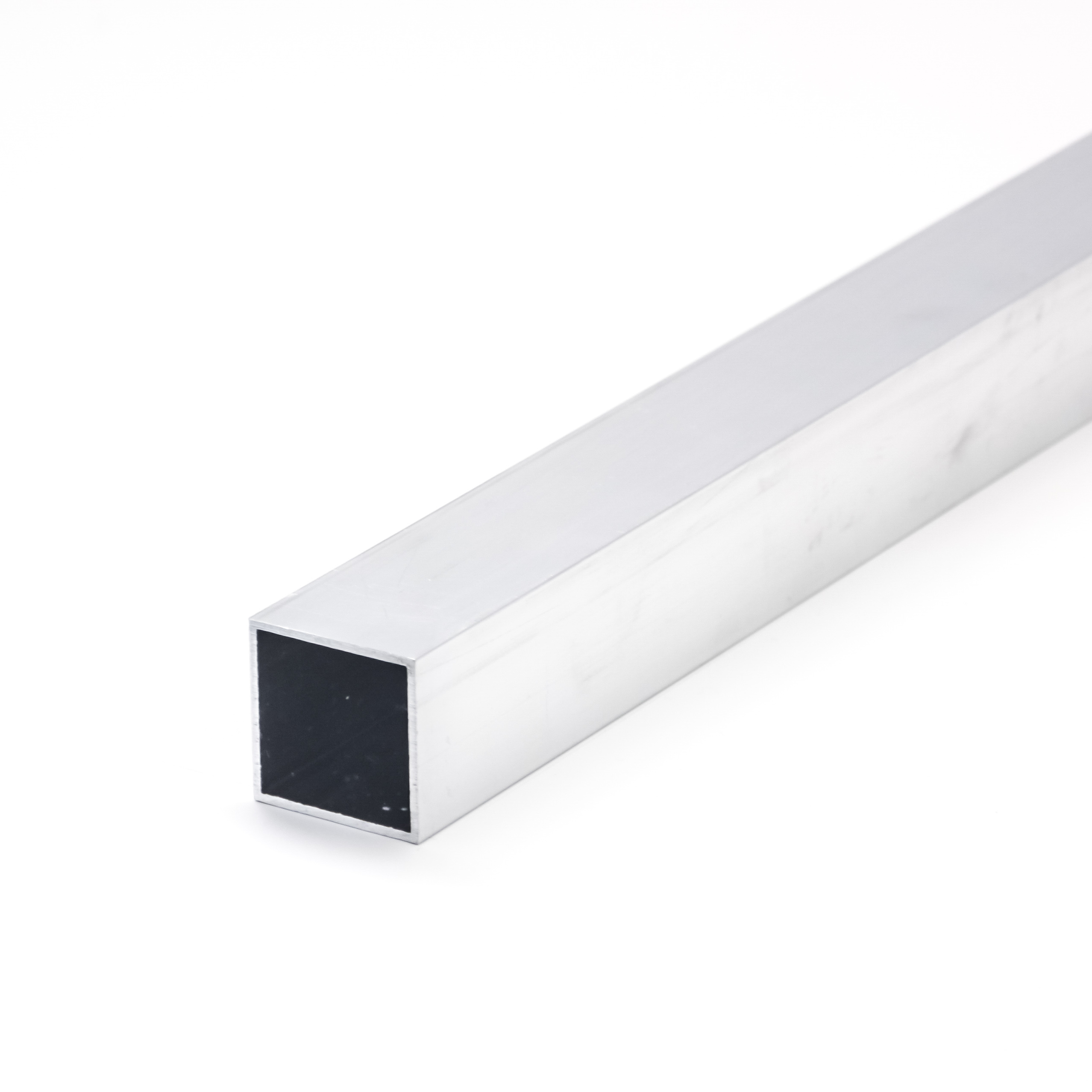 Blank aluminium square tubes