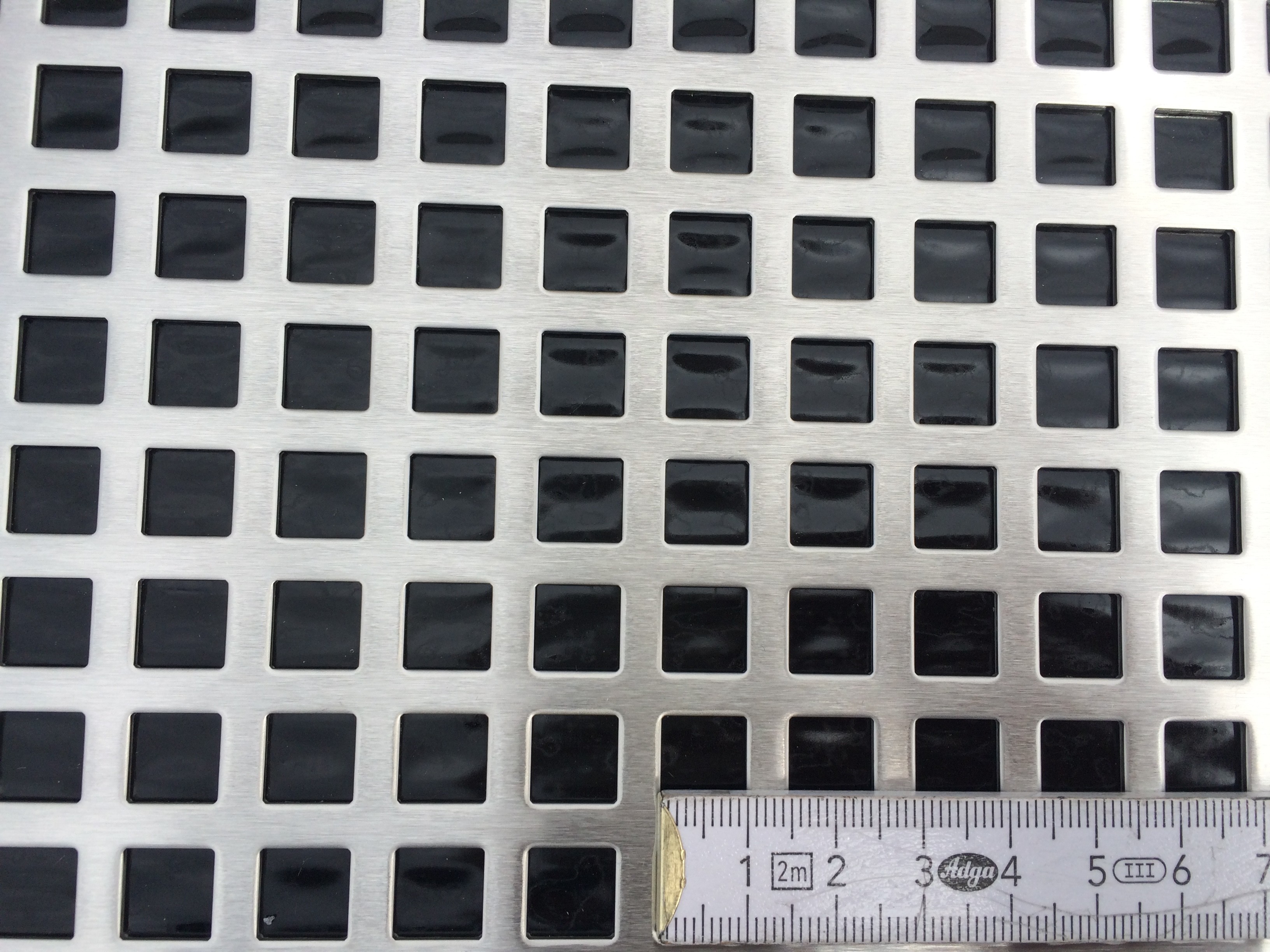 Perforated stainless steel sheet QG 10 - 15 mm | t=1,5 mm