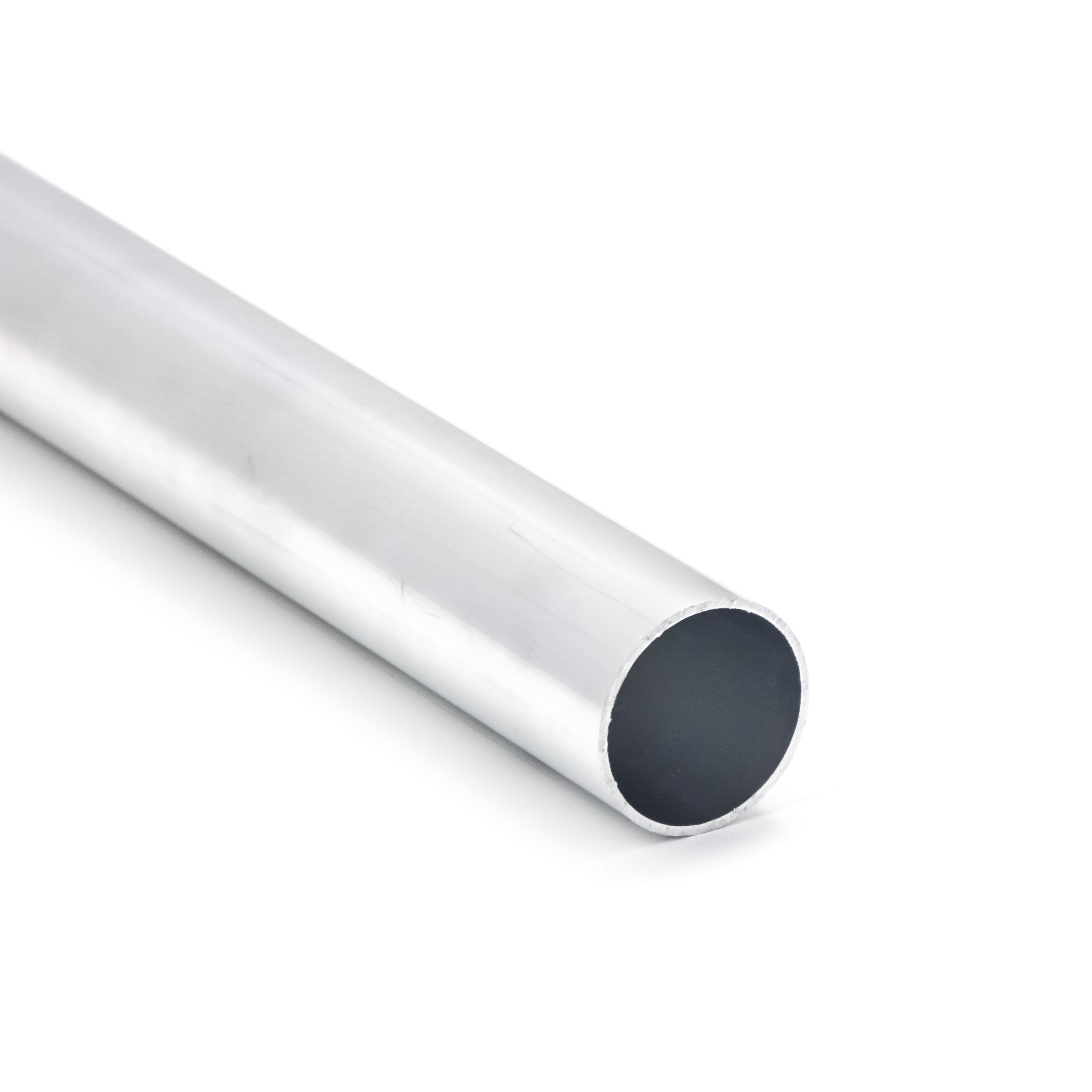 Blank aluminium round tubes