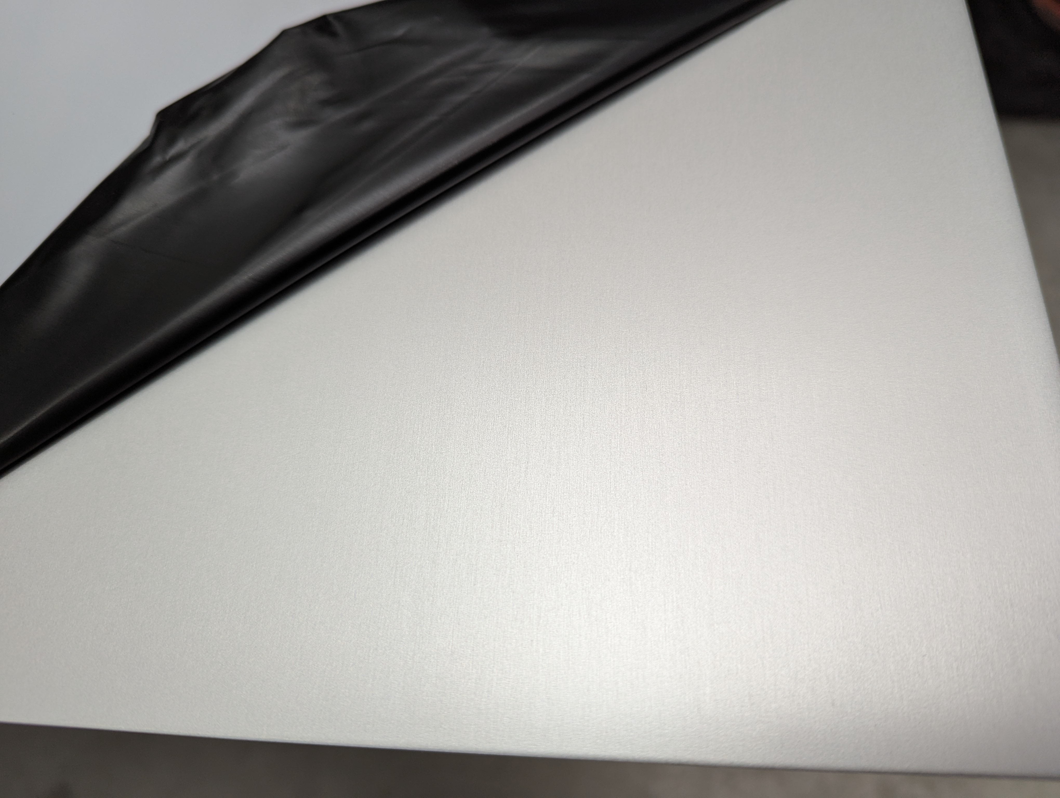 Anodised aluminium sheet